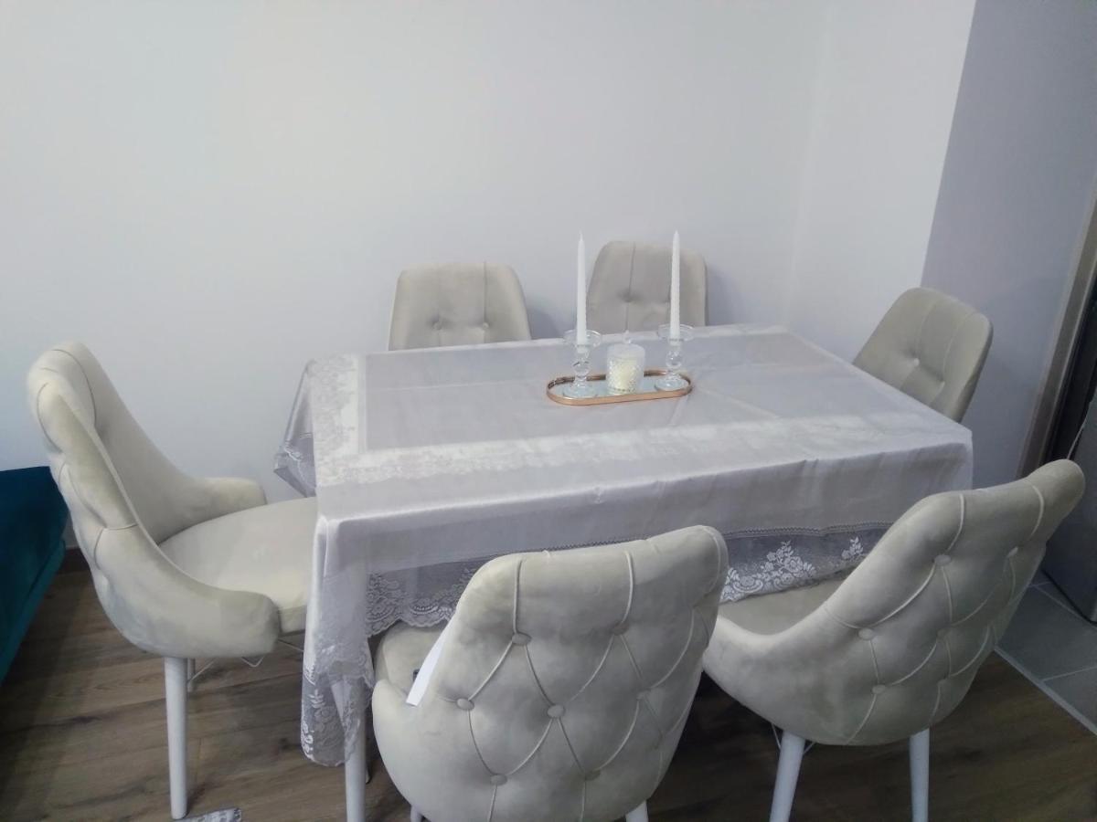 Cevahir Sky City Apartment-Spa & Fitness Center Skopje Bagian luar foto