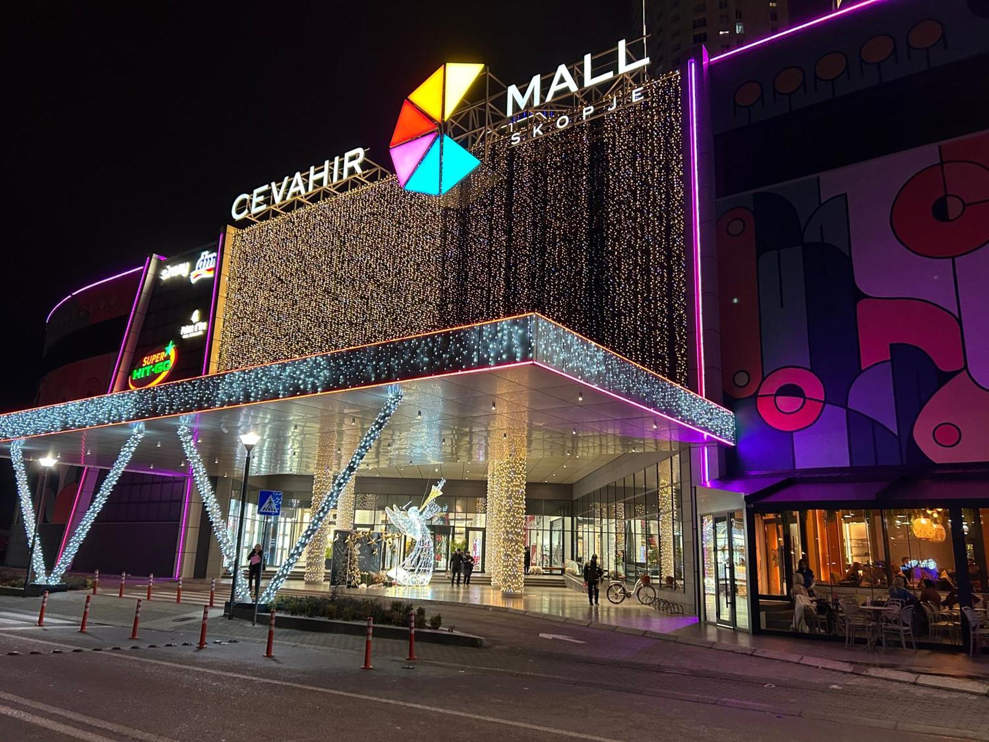 Cevahir Sky City Apartment-Spa & Fitness Center Skopje Bagian luar foto